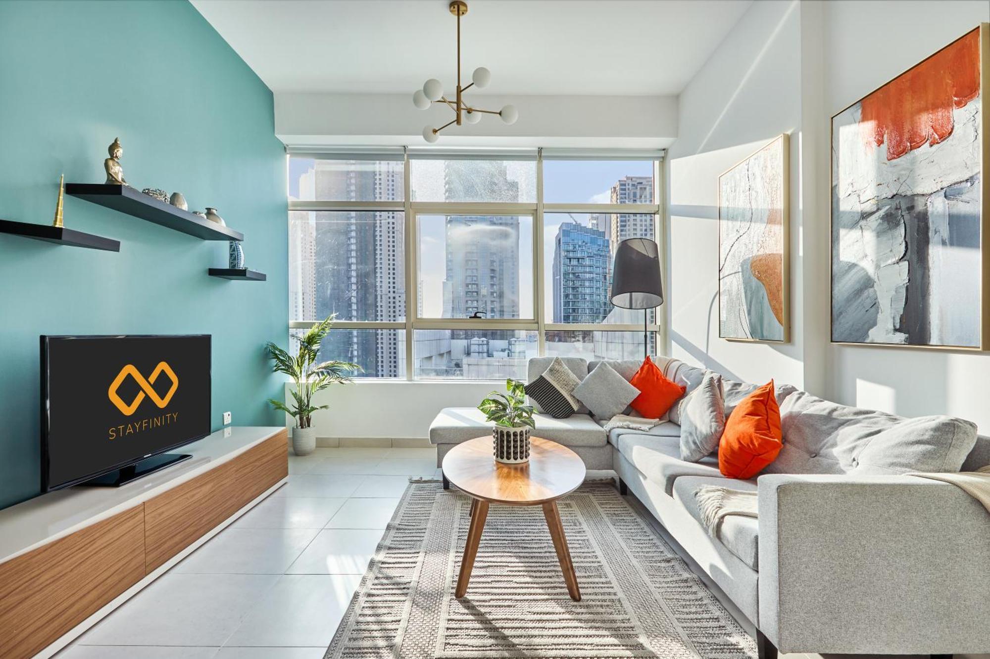 Stylish 2 Bedroom With Marina View & Balcony, Marina Apartment