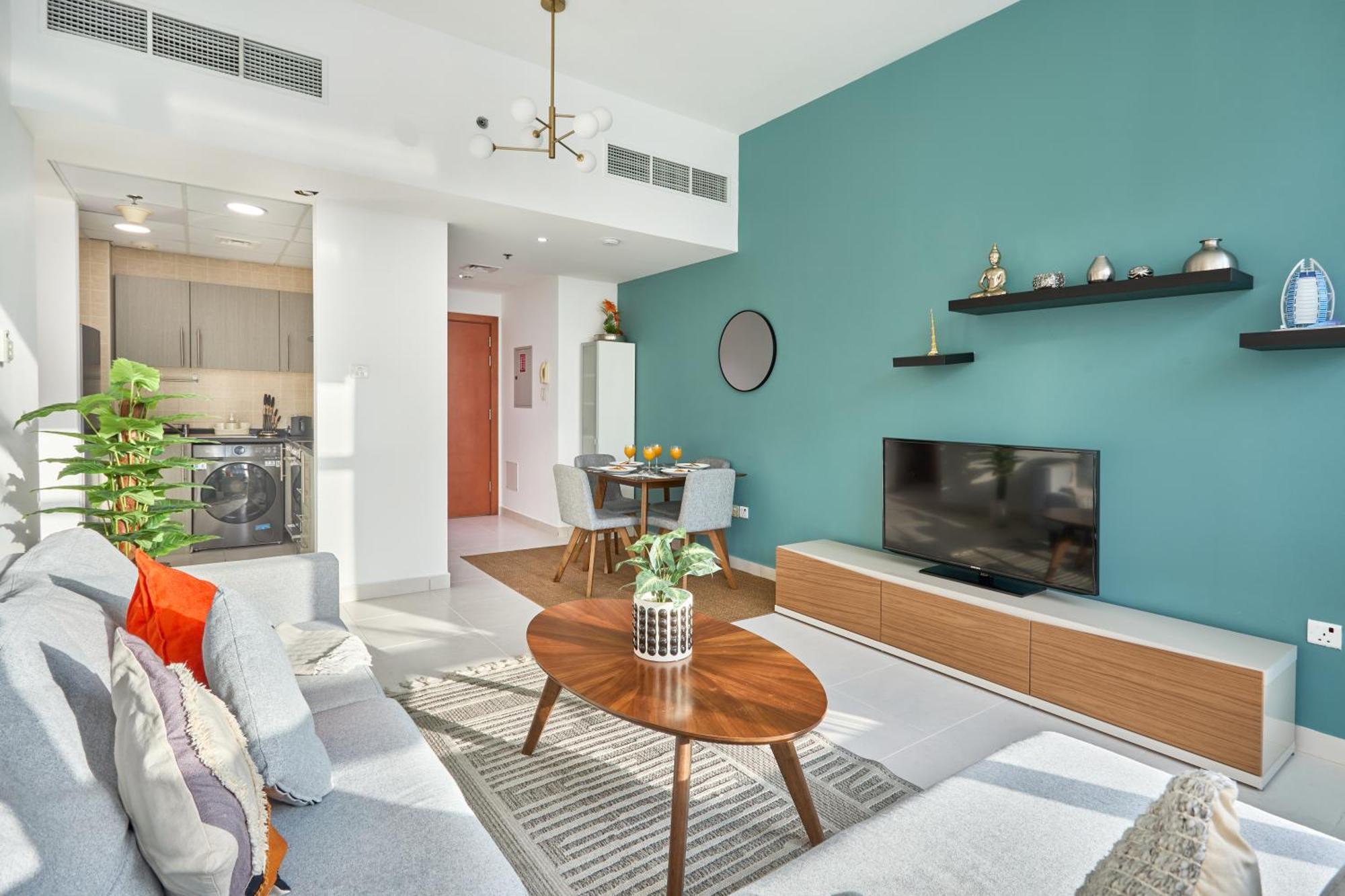 Apartment Stylish 2 Bedroom With Marina View & Balcony, Marina Dubai