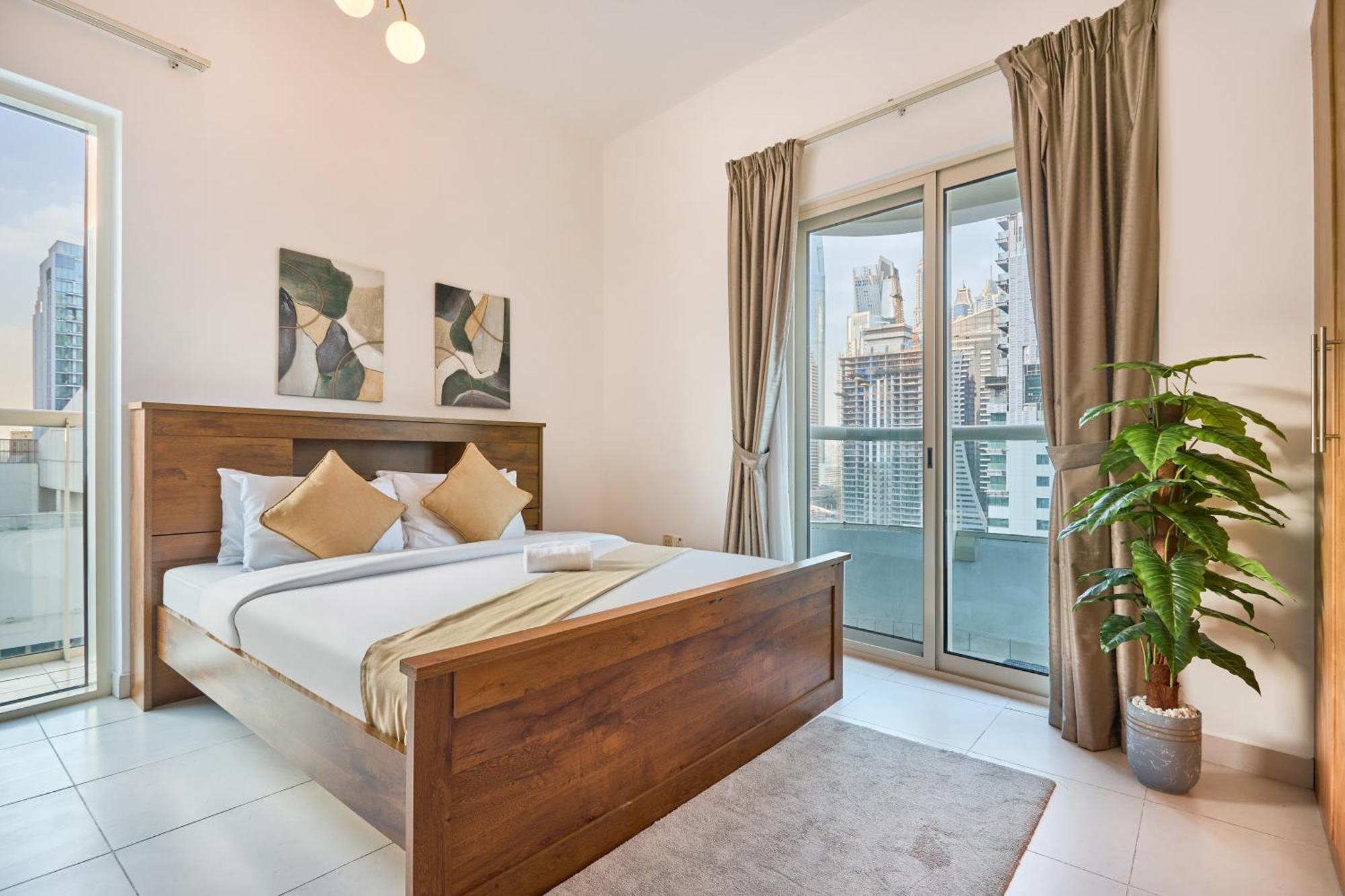 Stylish 2 Bedroom With Marina View & Balcony, Marina Apartment Dubai